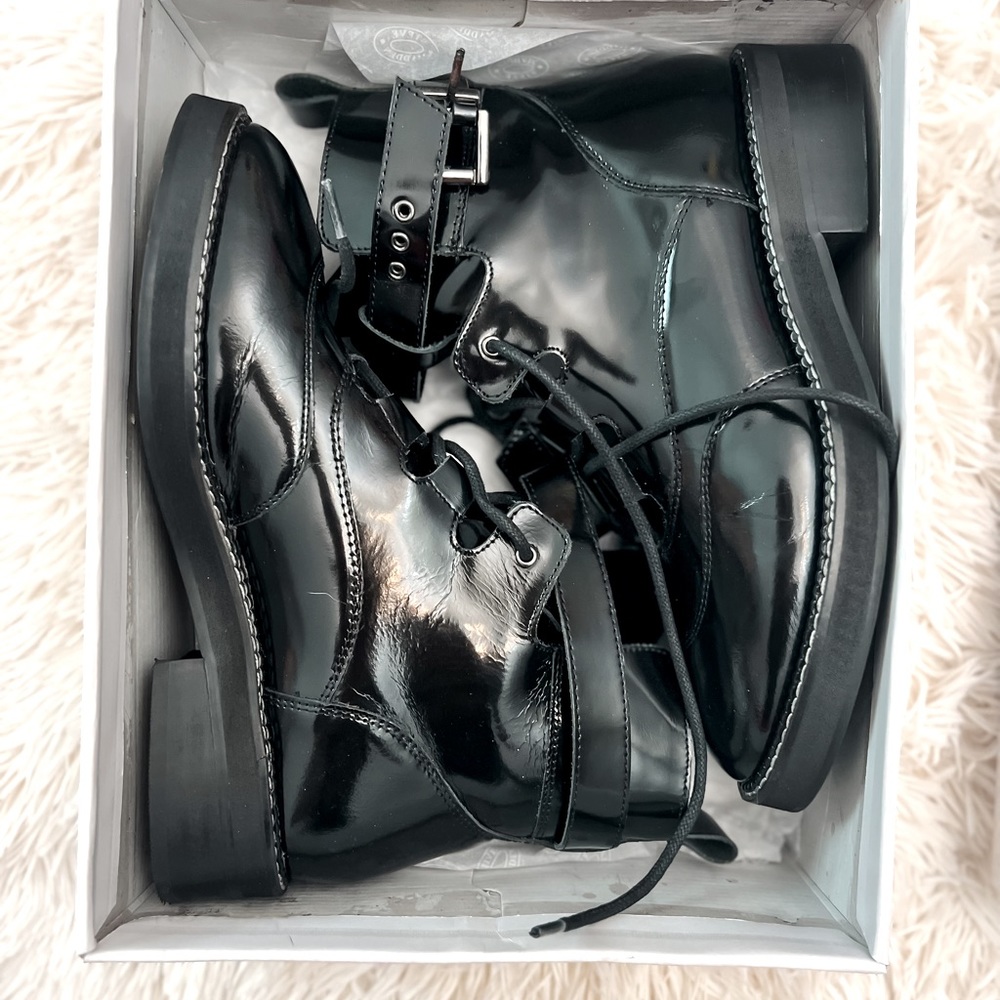 Steve Madden Braxton Patent Leather Boots
